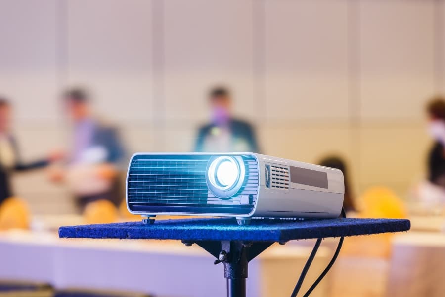 How to Choose the Right Projector for Your Home Theater